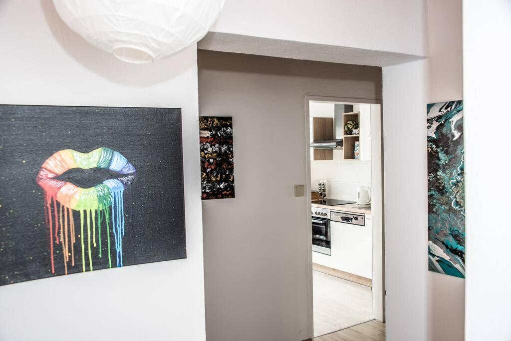 Apartment Pouringraz Fuer Kunst- Und Tennisliebhaber 외부 사진